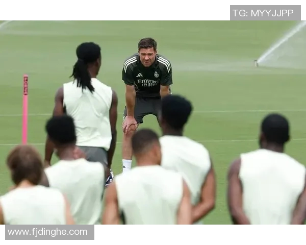 哈维阿隆索退役后新篇章将执教皇马青年队开启足球教练生涯 哈维阿隆索退役后新篇章将执教皇马青年队开启足球教练生涯